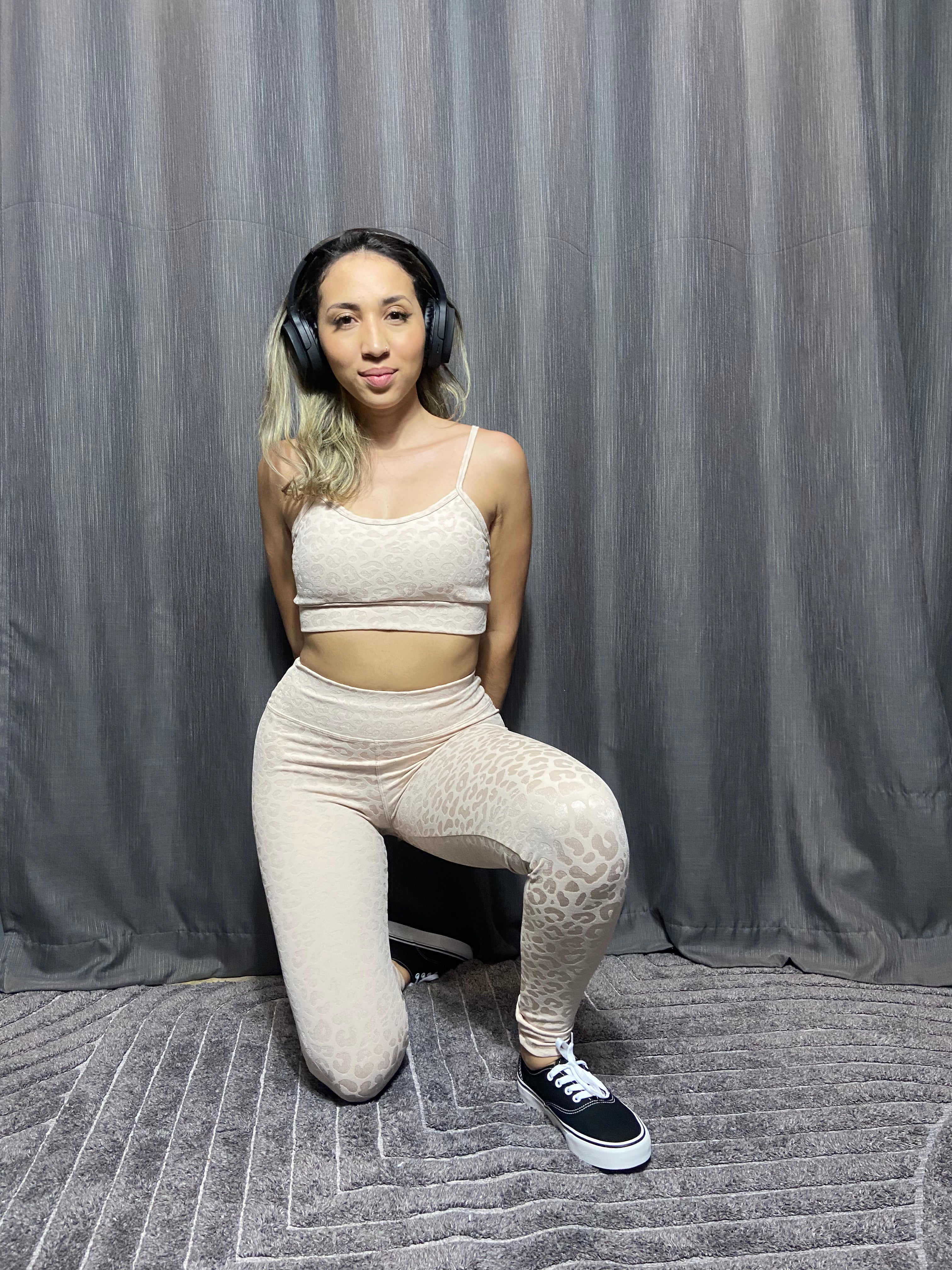 Calça Fitness Glow Power Onça Bege – Cós Alto e Zero Transparência