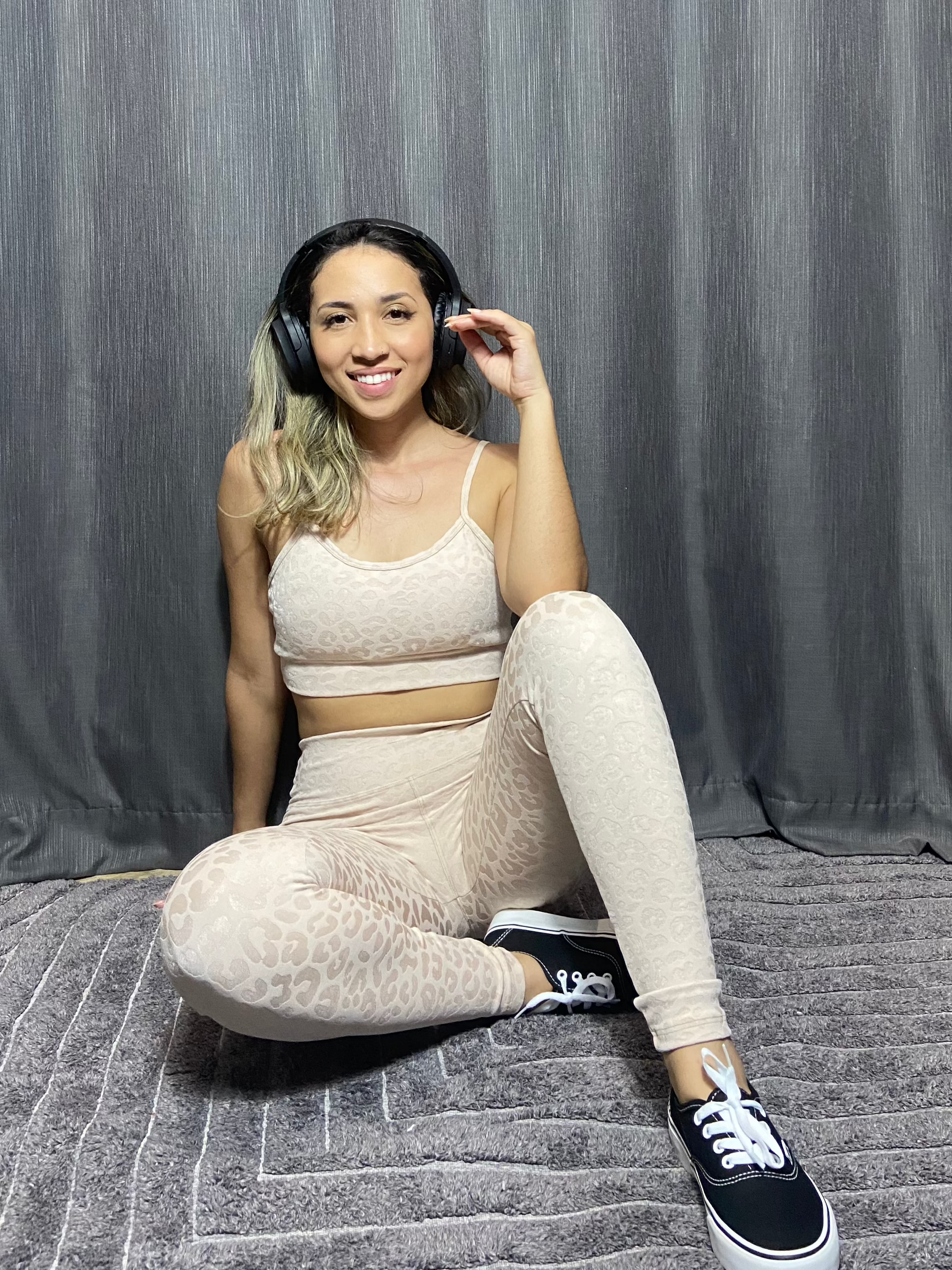 Calça Fitness Glow Power Onça Bege – Cós Alto e Zero Transparência